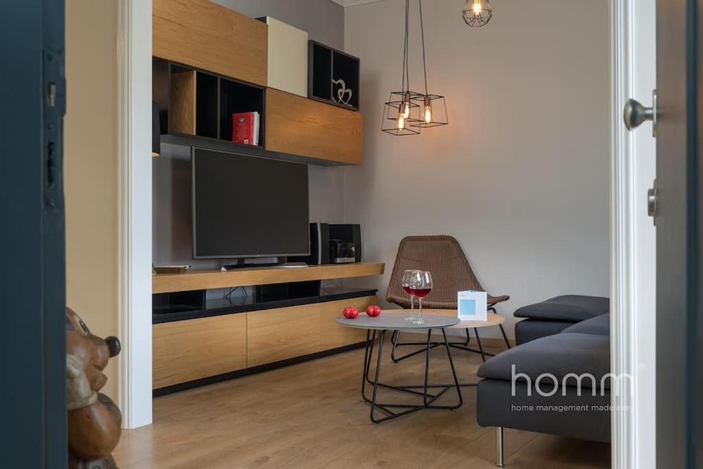 Renovated Homm Apartment In Lycabettus, Pitanis Str เอเธนส์ ภายนอก รูปภาพ